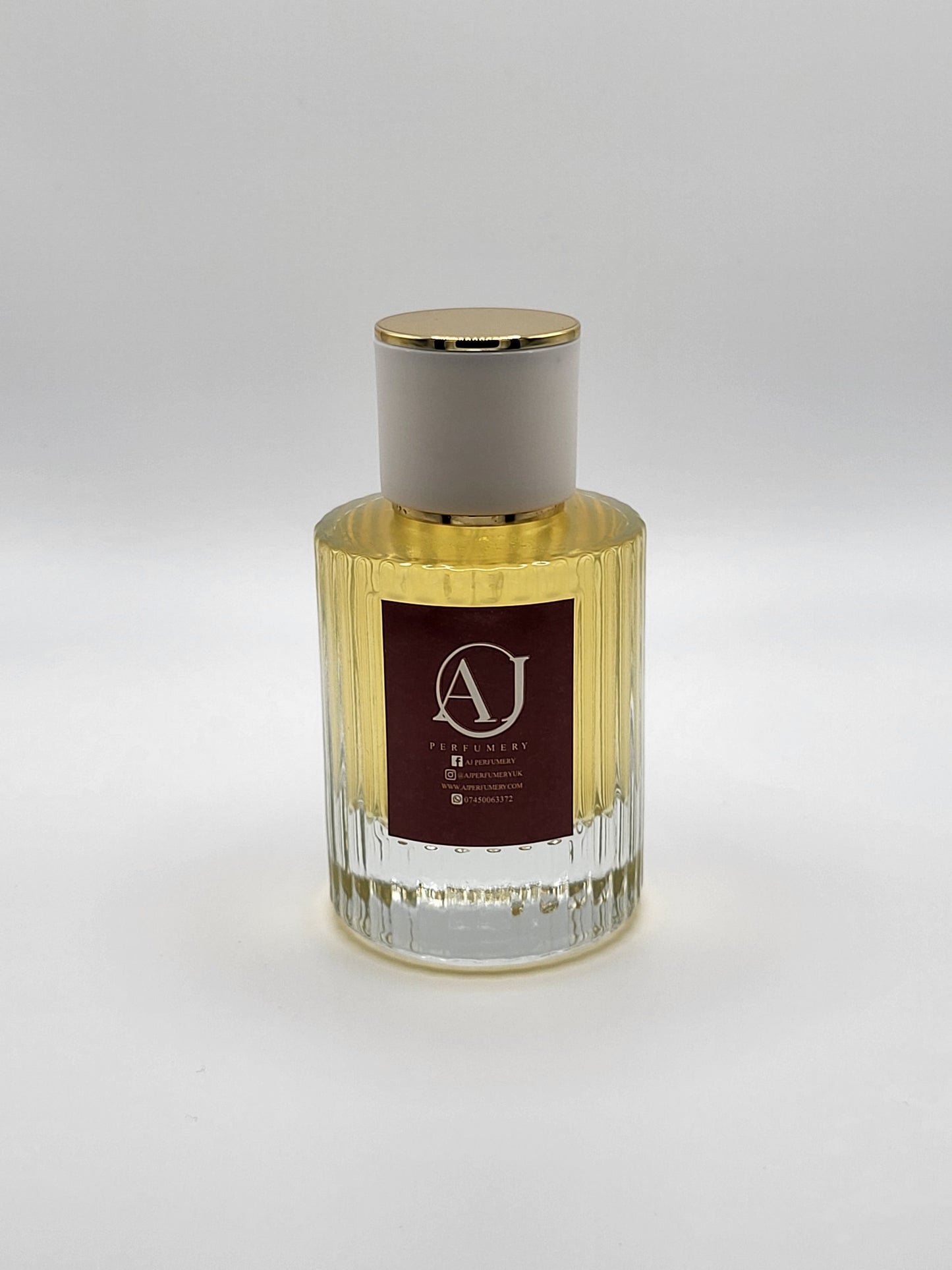 Oud Saffron Oil Spray